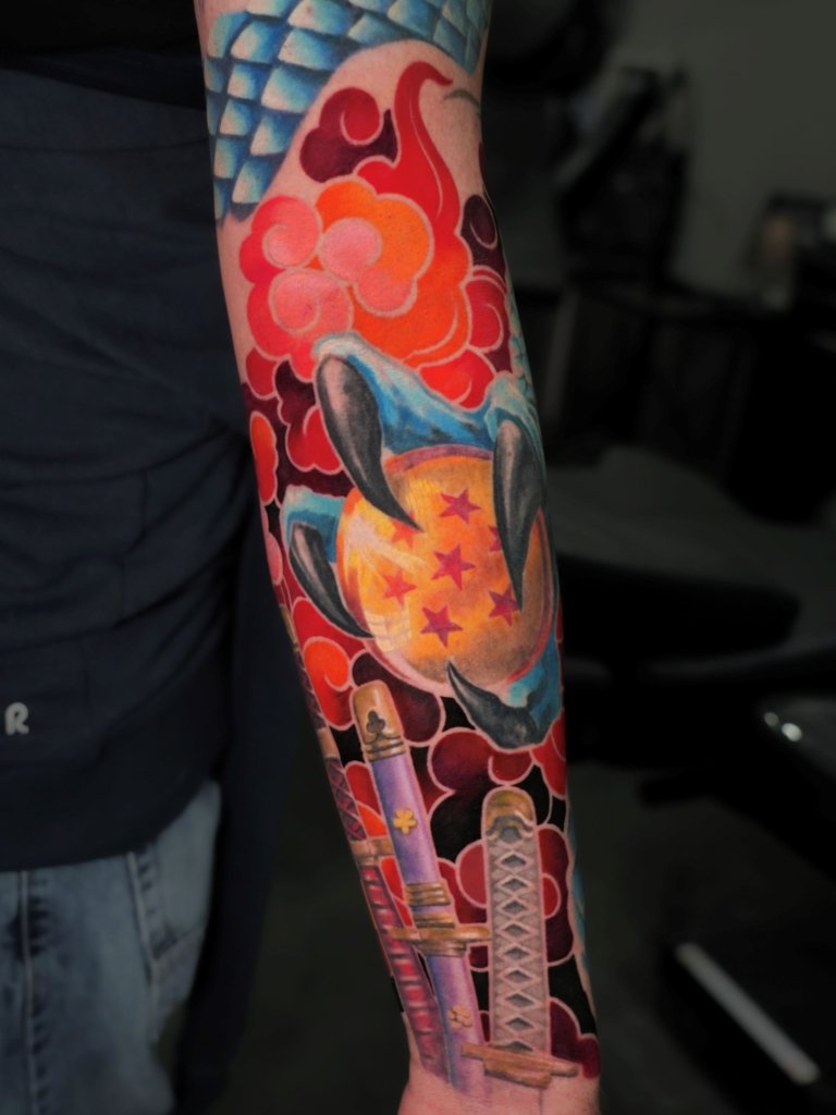 color tattoo full sleeve